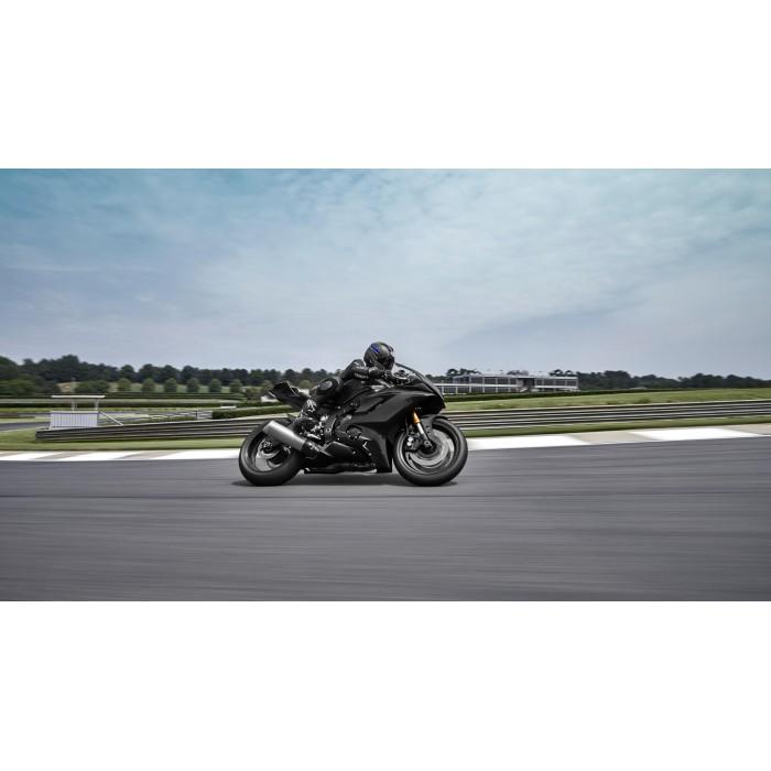 R6 RACE