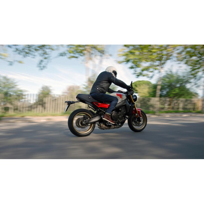 XSR900