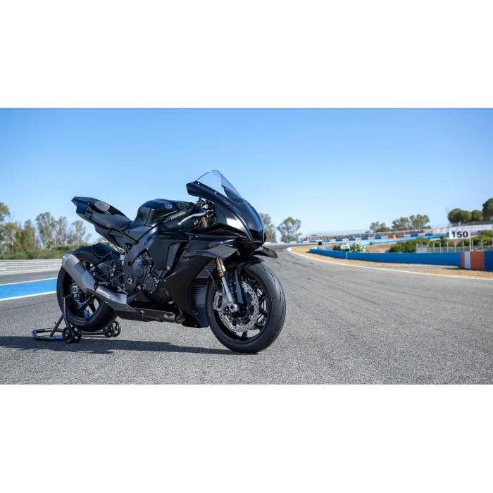 R1 RACE