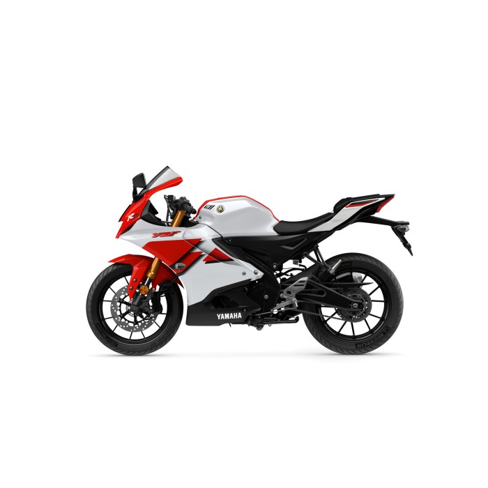 R125