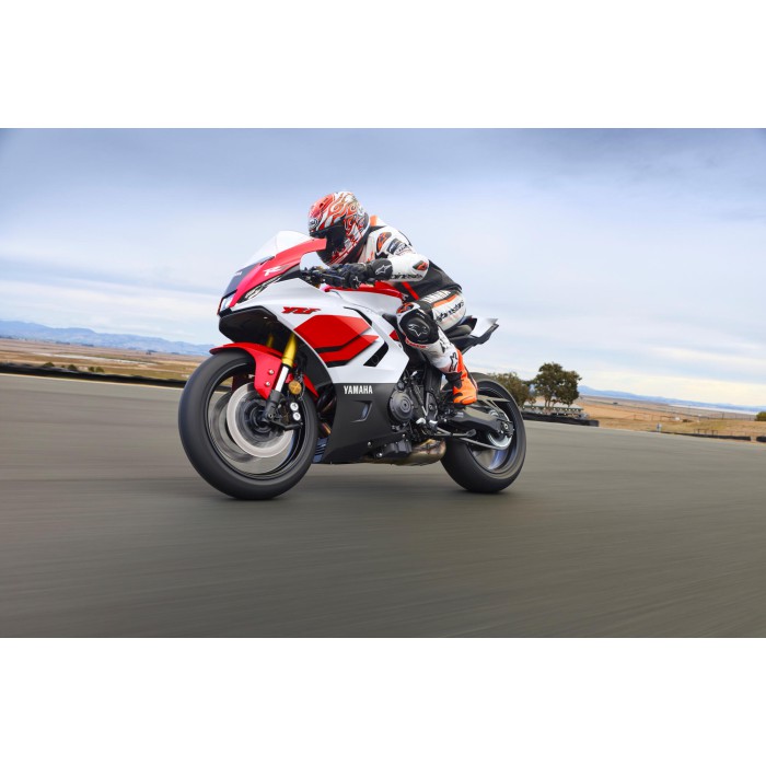 R7