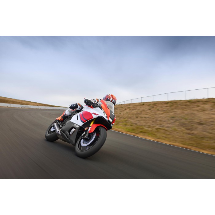R7