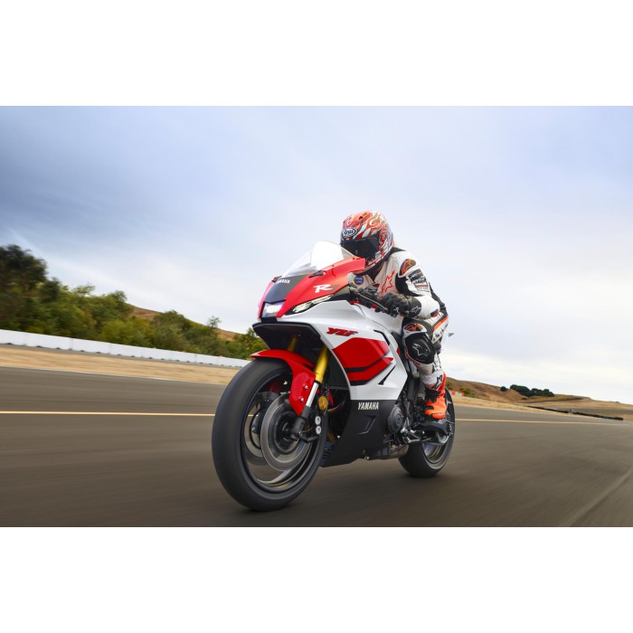 R7