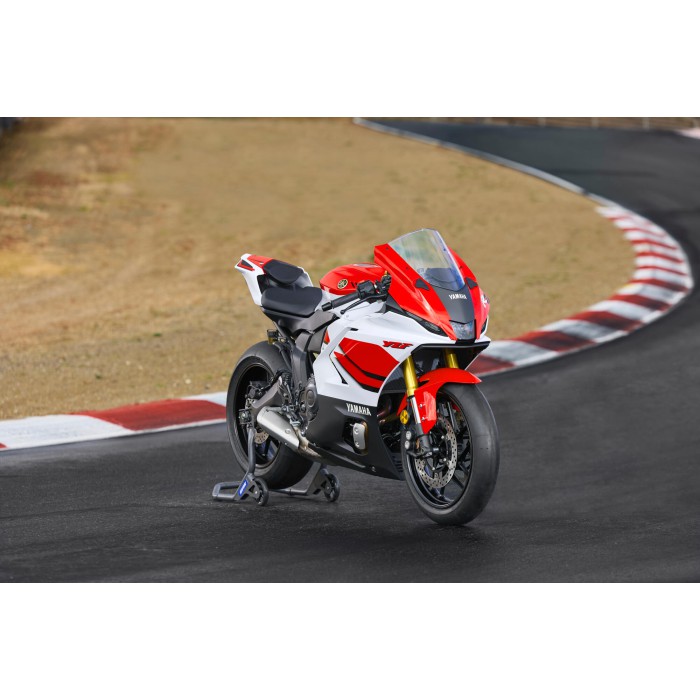 R7