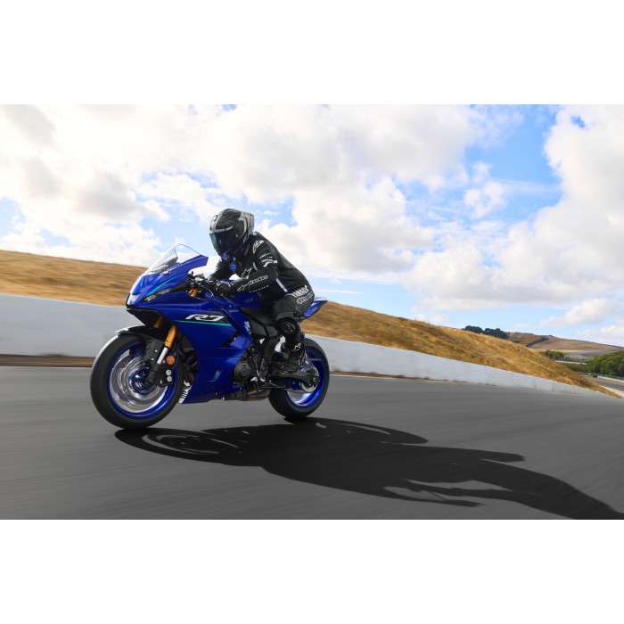 R7