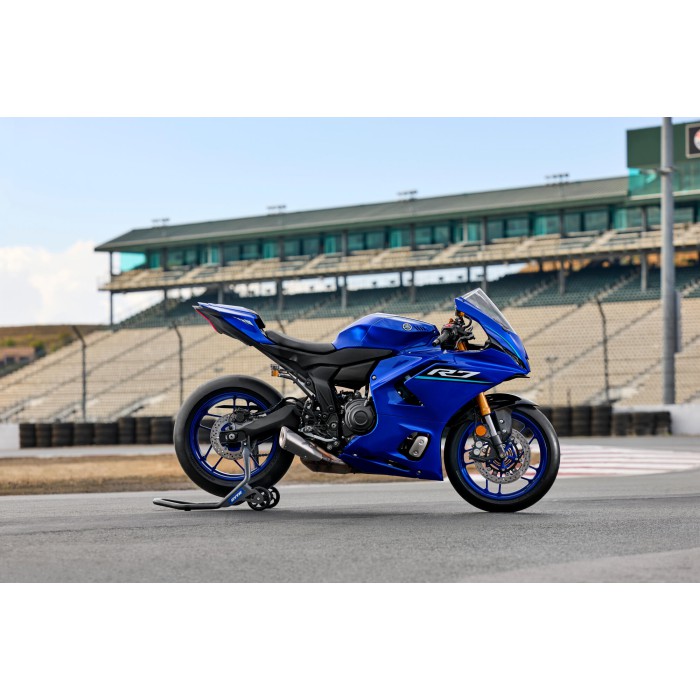 R7
