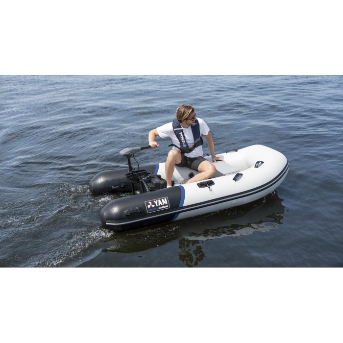 YAMAHA M18