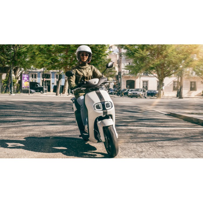 YAMAHA NEO'S