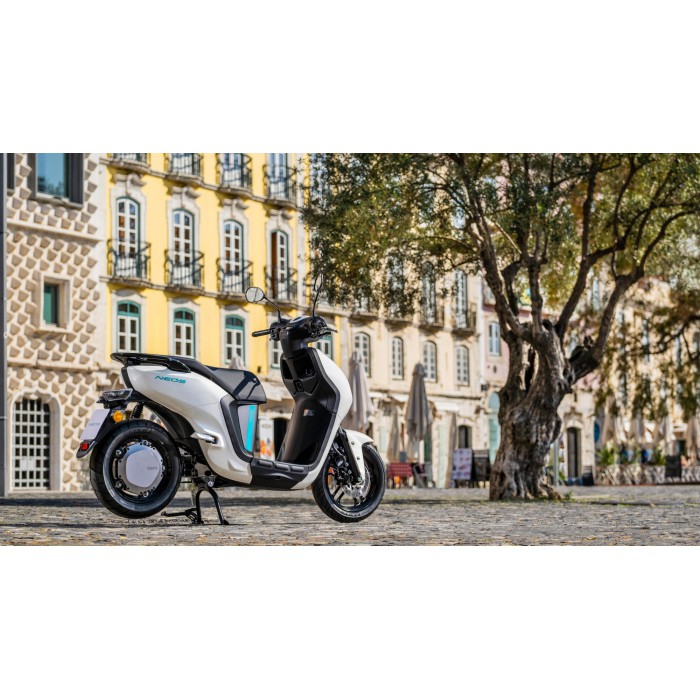 YAMAHA NEO'S