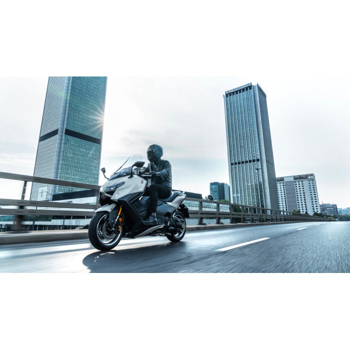 YAMAHA TMAX TECH MAX