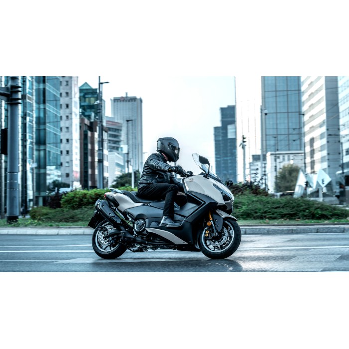 YAMAHA TMAX TECH MAX