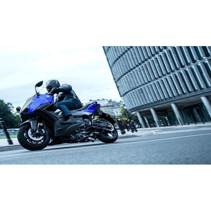 YAMAHA TMAX