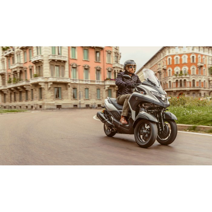 YAMAHA TRICITY 300