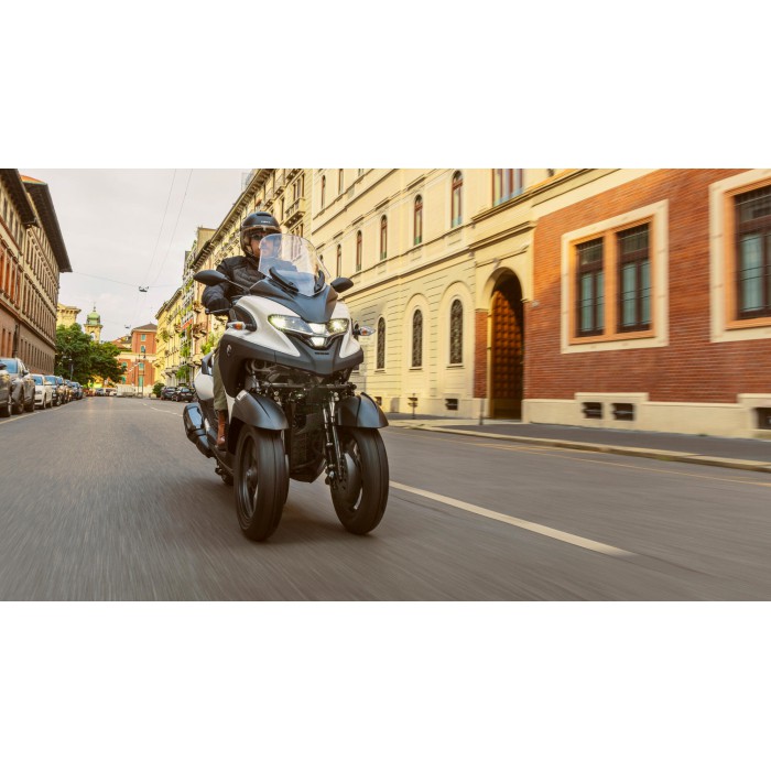 YAMAHA TRICITY 300