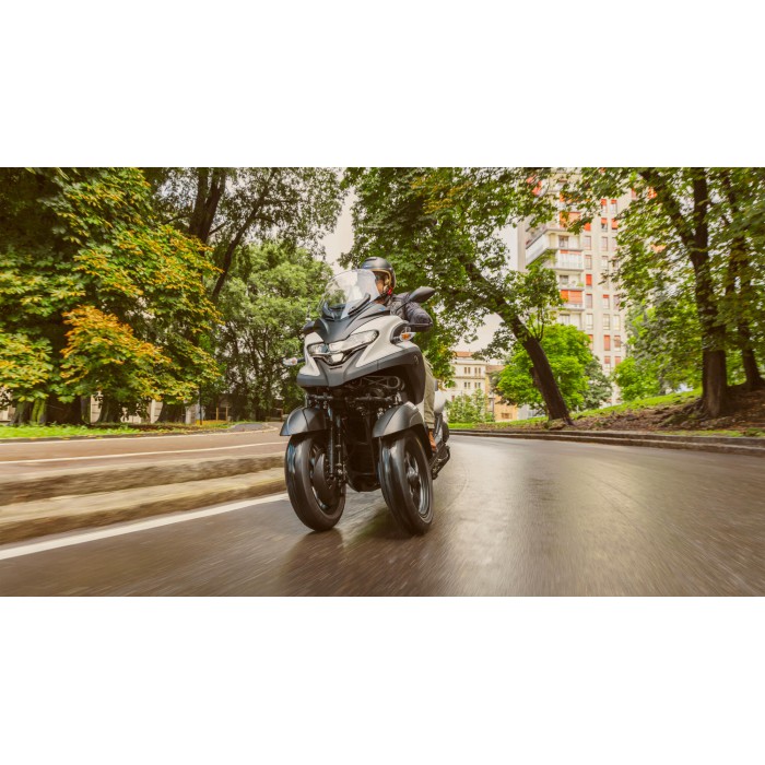 YAMAHA TRICITY 300