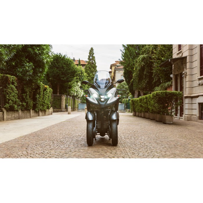 YAMAHA TRICITY 300
