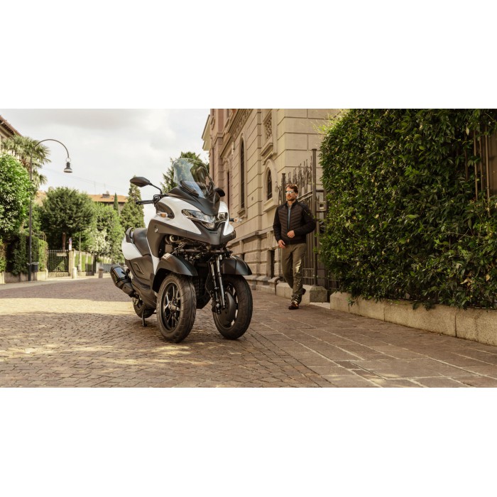 YAMAHA TRICITY 300