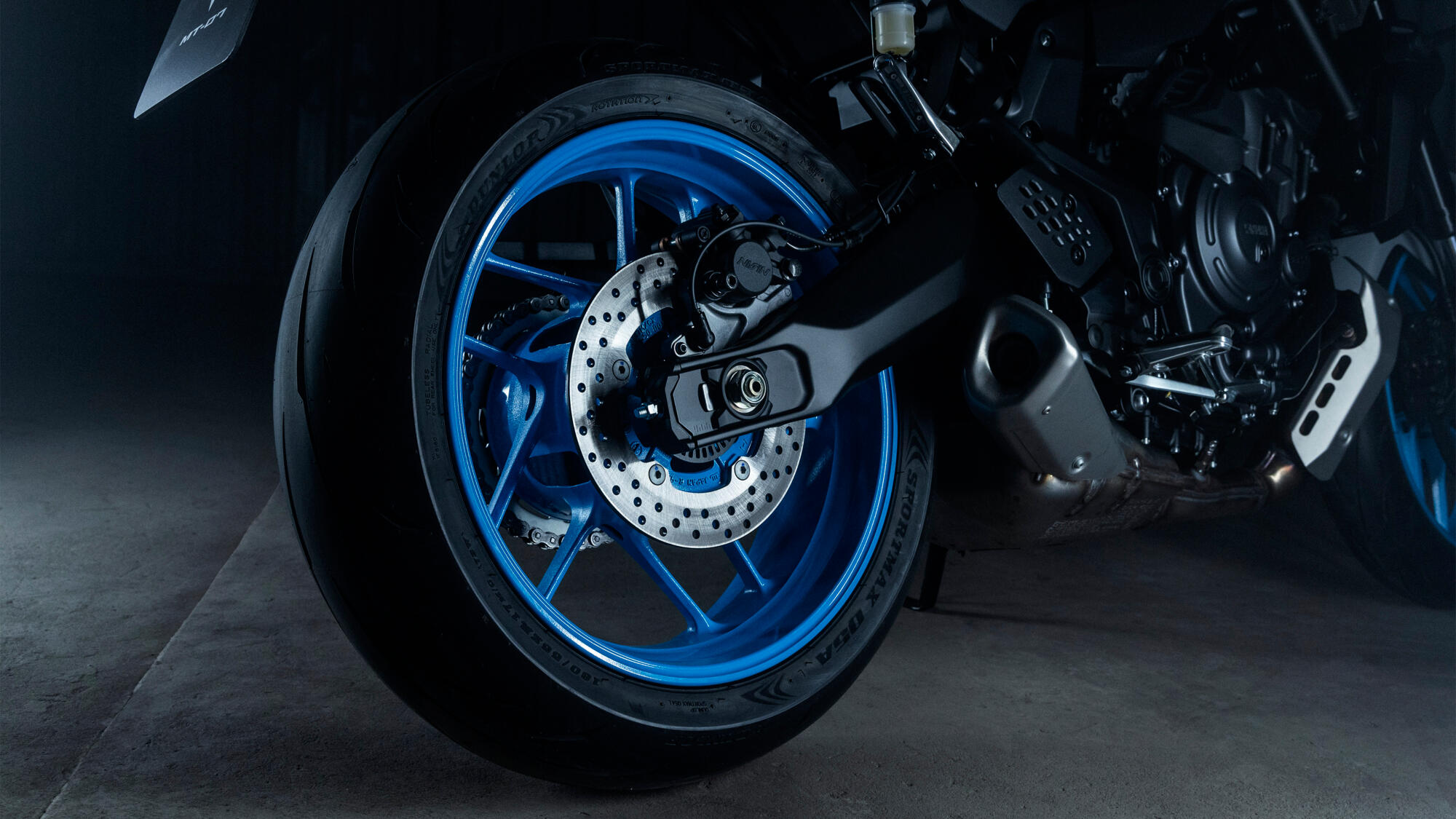 Легкі колеса SpinForged з радіальними шинами Dunlop