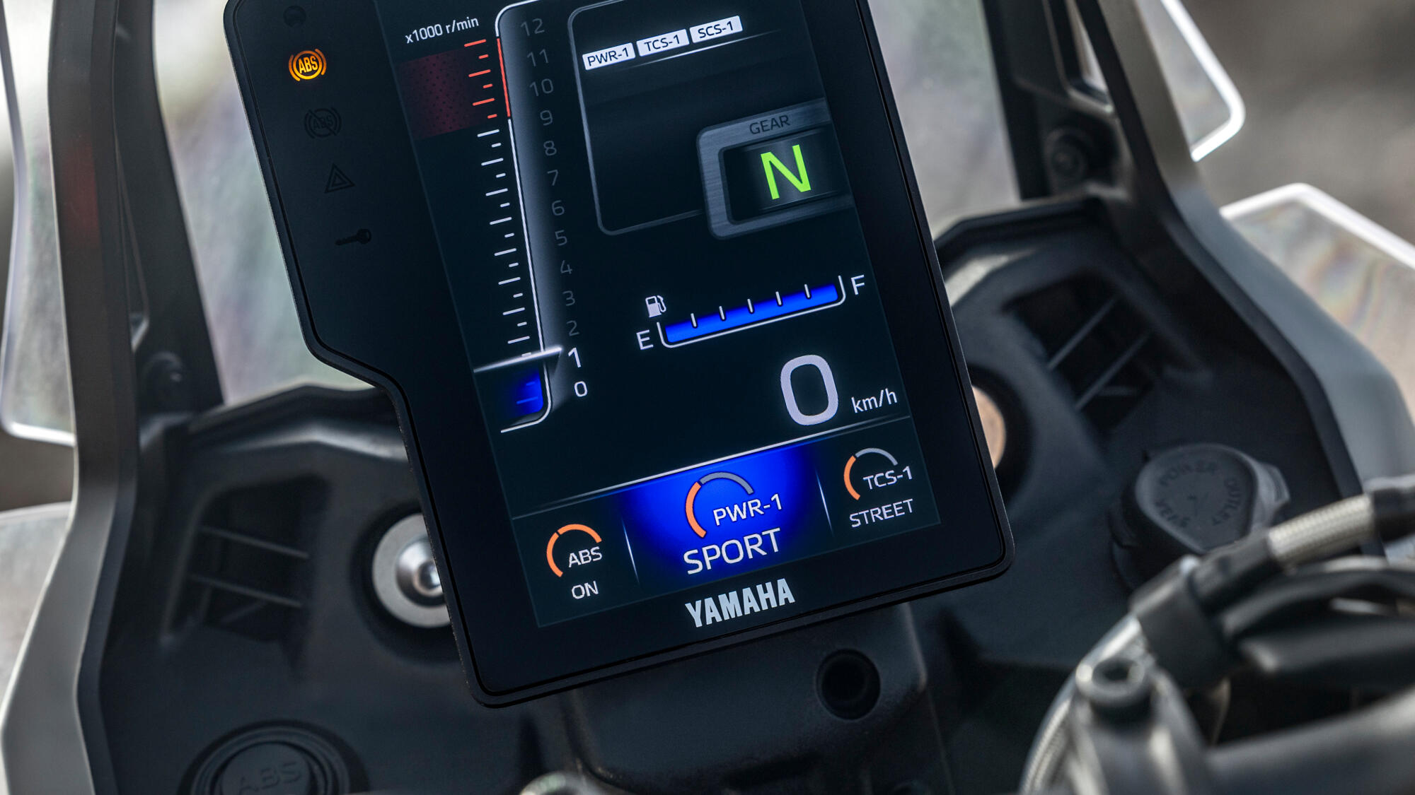 Дросельна заслінка Yamaha з електронним керуванням (YCC-T) і режими потужності