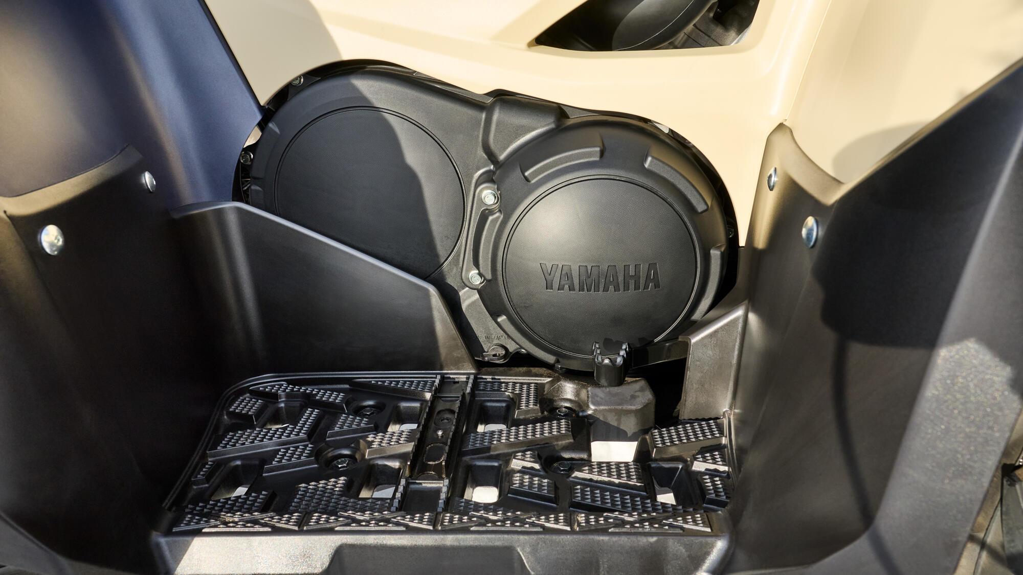 Yamaha feature 3