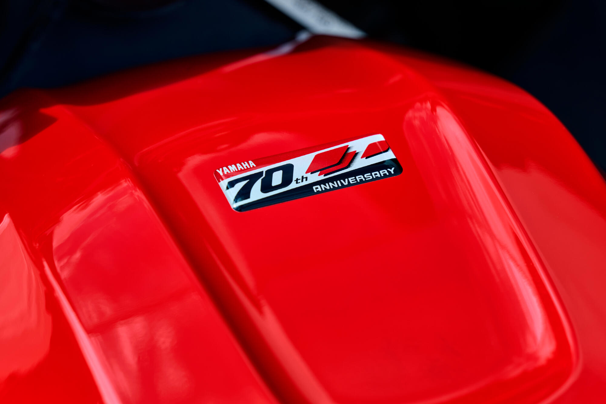 Колірна схема Yamaha Racing 70th Anniversary